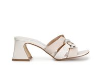 zapatilla de ante y napa con accesorio de cadena sand 38