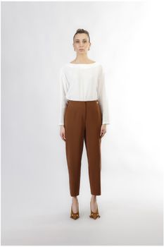 pantalón recto en tejido bielástico tobacco
