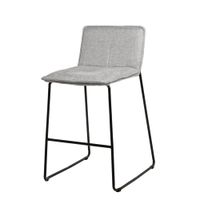 taburete bajo asiento tapizado gris claro con patas de metal negras