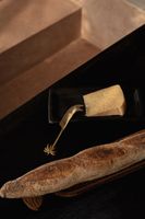 cuchillo para queso de laton en dorado 175x4x1 cm