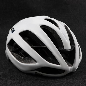 Casco de bicicleta de carretera tamaño M L Italia casco de bicicleta Mtb hombres equipo de ciclismo gorra deportiva mujeres equipo de paseo montaña