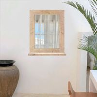 espejo de pared de madera maciza con balda en tonos claros 48x58cm