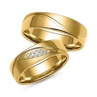 alianzas de oro con 5 diamantes