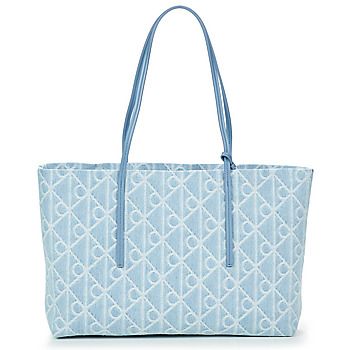 Calvin Klein Jeans Bolsa EMBLEM AOP DENIM TOTE W/ POUCH para mujer
