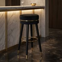 silla de bar redonda de tela negra con patas de madera o cm 35x74