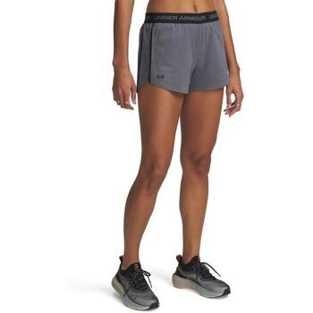 Under Armour Short Play Up para mujer