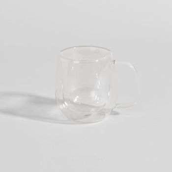 Taza de doble pared de vidrio transparente