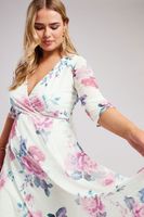 yours london vestido blanco escote cruzado estampado de flores mujer curvy y tallas grandes yours london