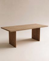mesa de comedor de madera maciza en tono envejecido de 140x75cm