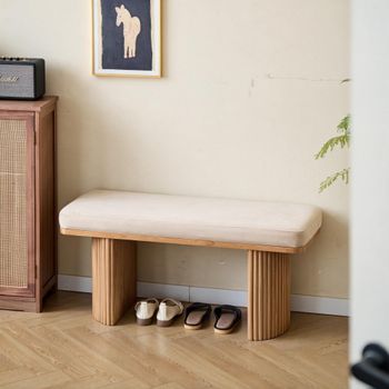 Banco en madera y terciopelo beige