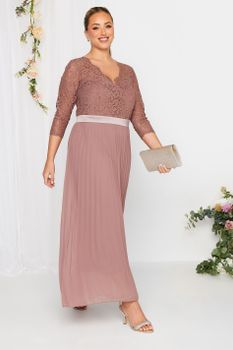 Yours London Vestido Dama De Honor Rosa Empolvado Encaje Y Falda Plisada, Mujer Curvy Y Tallas Grandes, Yours London