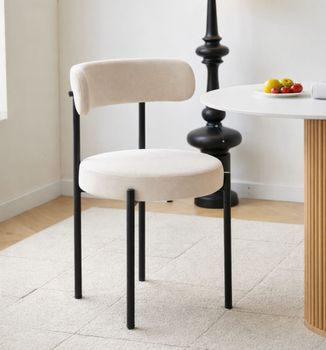 Set 2 sillas con patas de acero en  beige
