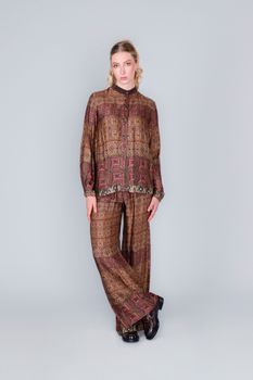 blusa estampada multi-wine scarf s