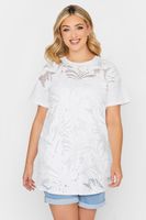 yours camiseta blanca de malla floral mujer curvy y tallas grandes yours