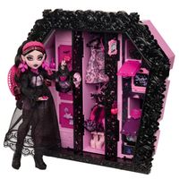 monster high draculaura con armario skulltimate 4 anos