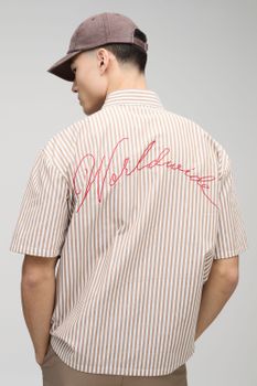 Camisa Oversize De Rayas Con Bordado Worldwide Y Eslogan, Beige