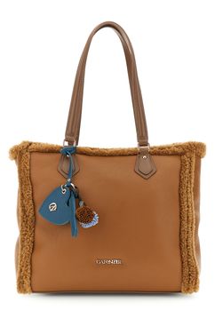 shopper efecto borrego con acabados efecto piel y charm de color decorativo brown