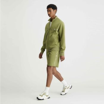 Calvin Klein Jeans. Shorts Verdes J30J325129-L9N