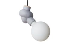 lampara colgante de hormigon y madera cable negro bombilla led porcela