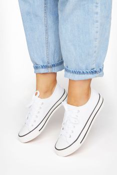 Zapatillas Blancas De Lona Anchas