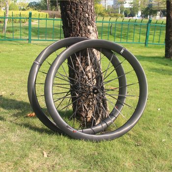 Juego de ruedas de carbono para bicicleta de gravel CSC UCI 1150g 700C, radios de carbono sin pintar, 54T, freno de disco, 35/50mm de profundidad, 32mm de ancho.