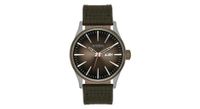 reloj unisex nixon sentry  p  strong  nylon  strong   p plata marron claro