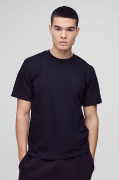 Camiseta Básica Con Cuello De Caja, Negro