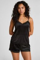hunkemoller pantalon corto de terciopelo y encaje negro