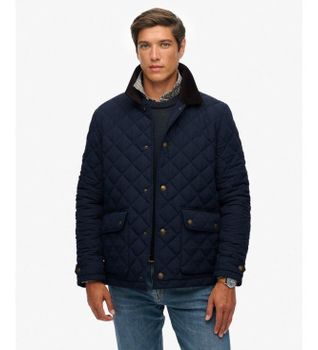 Superdry para hombre. M5012270A Chaqueta Quilted Estate Coach marino (XXL), Casual, Poliéster Reciclado, Sostenible