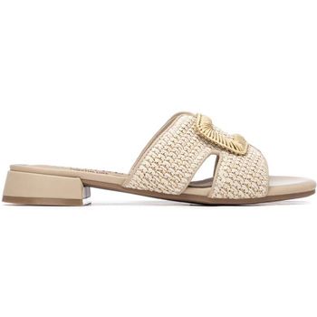 Carmela Sandalias 163272 beige para mujer