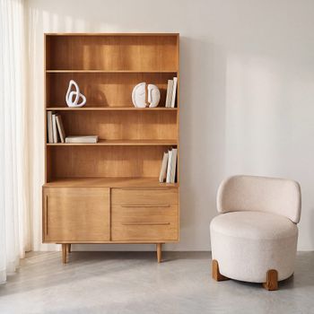 Librería de 120 cm de roble macizo y chapa de roble