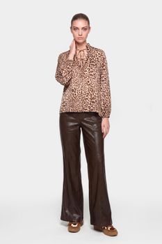 pantalón de campana efecto piel dark brown