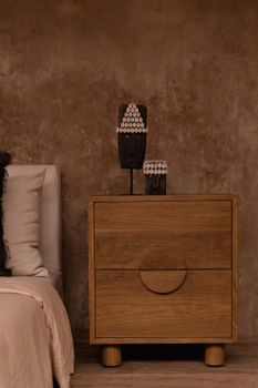 Objeto decorativo de arenisca en gris 10x5x32 cm