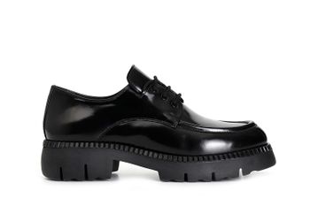 derby de mujer con cordones en piel desgastada black