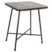 mesa cuadrada de metal negro