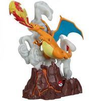 pokemon estatua charizard