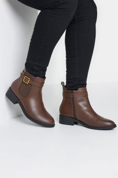 Botines Planos Marrones Con Hebilla En Diferentes Anchos