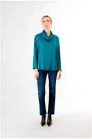 blusa tenida en prenda con cuello volcan peacock xl