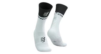Calcetines de compresion compressport mid v2 0 blanco negro