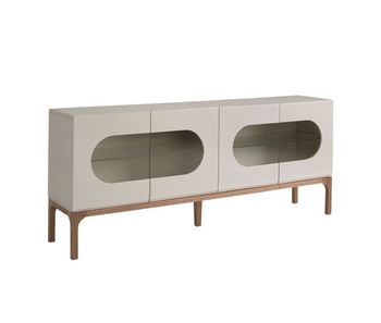 Aparador de diseño moderno con estructura de madera de mdf color gris y patas de madera en color nogal.