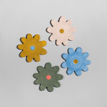 Posavasos con forma de flor de gres multicolor