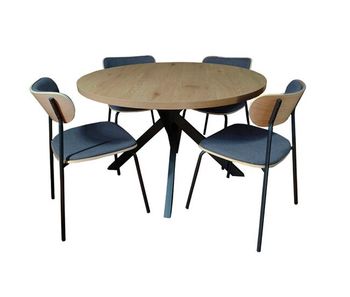 Conjunto de mesa con 4 sillas savannah