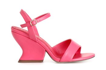 sandalias de piel con banda asimétrica hot pink