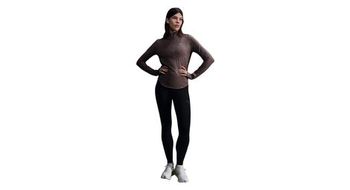 Mallas 7 8 nike dri fit swift high rise negras  mujer
