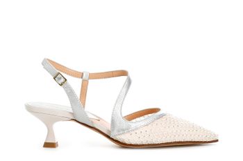 zapato de salón abierto por detrás modelo asimétrico de red con pedrería en la parte delantera white/silver