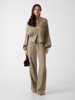 pantalones jogger de pierna acampanada de twill