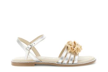 sandalias gilda en piel laminada con accesorio de rafia silver