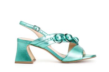 sandalias asimétricas de piel laminada green