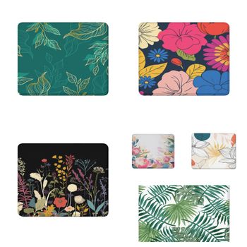 Alfombrilla de ratón con diseño floral, pequeña y adorable, con motivos botánicos y hojas tropicales, hecha de goma, ideal para escritorio, ordenador, portátiles, decoración del hogar y como regalo.