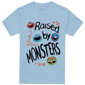 Sesame Street Camiseta Raised By nsters para mujer